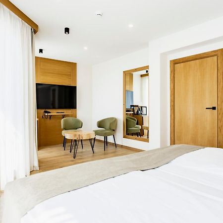 Natura All Seasons Boutique Hotel Бургас Экстерьер фото