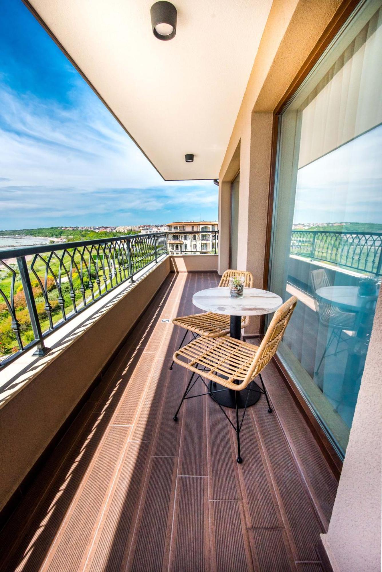 Natura All Seasons Boutique Hotel Бургас Экстерьер фото