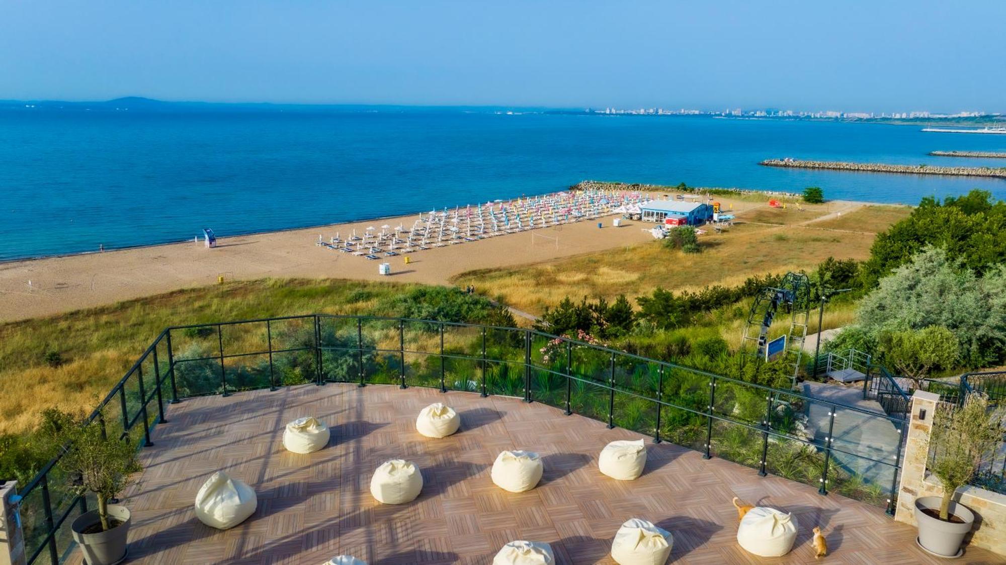 Natura All Seasons Boutique Hotel Бургас Экстерьер фото