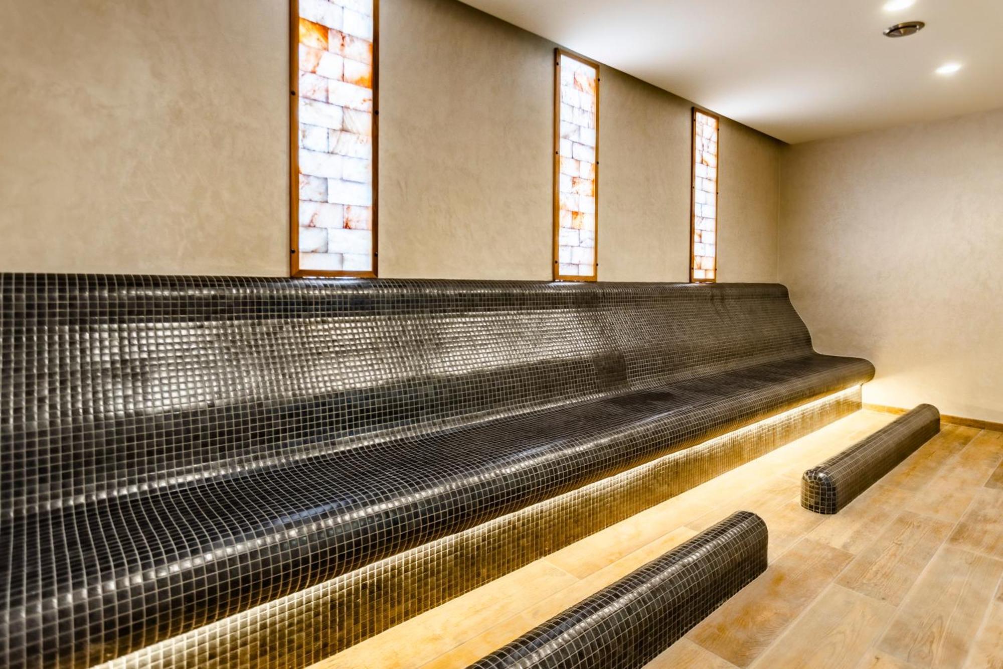 Natura All Seasons Boutique Hotel Бургас Экстерьер фото