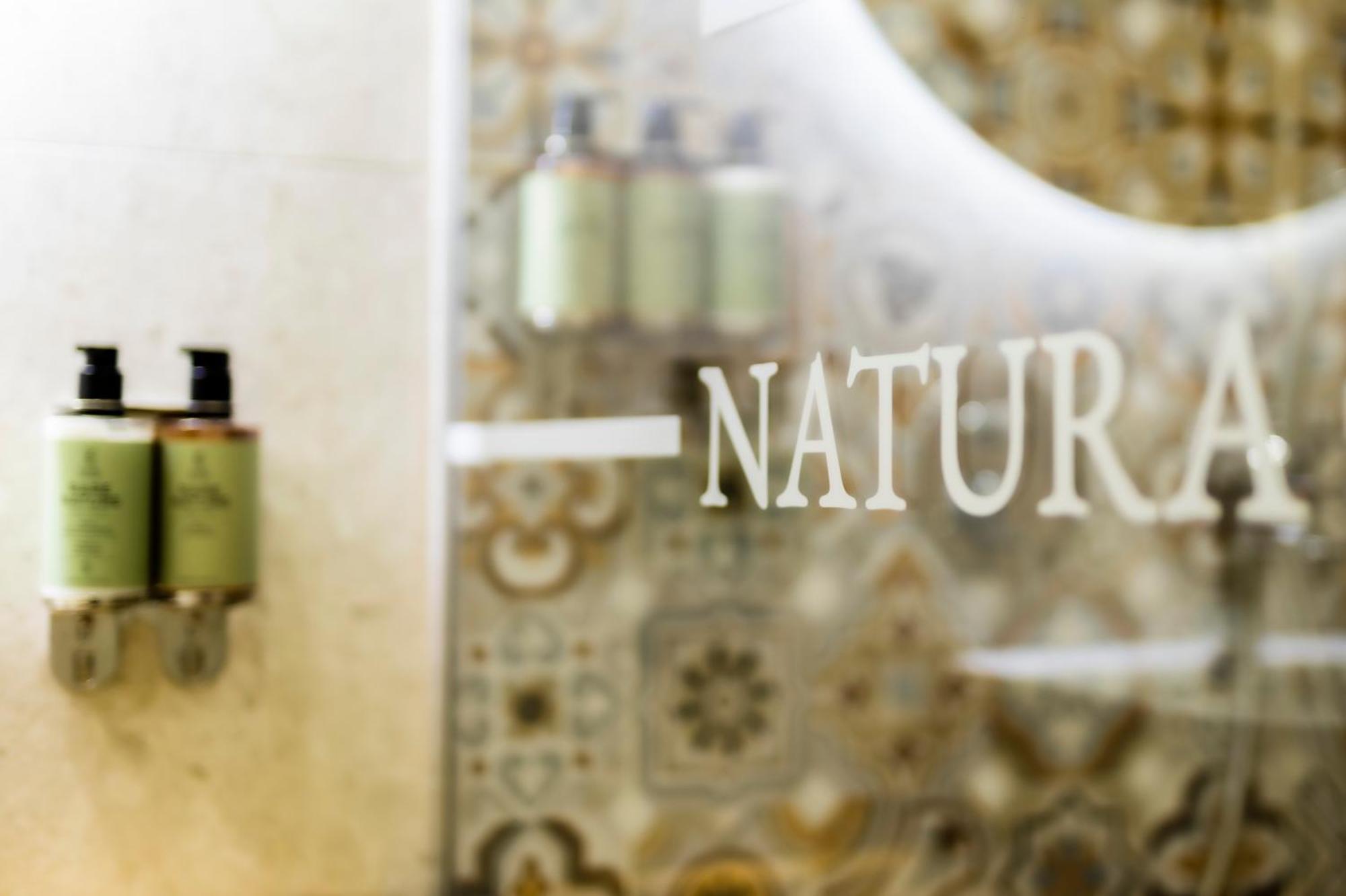 Natura All Seasons Boutique Hotel Бургас Экстерьер фото
